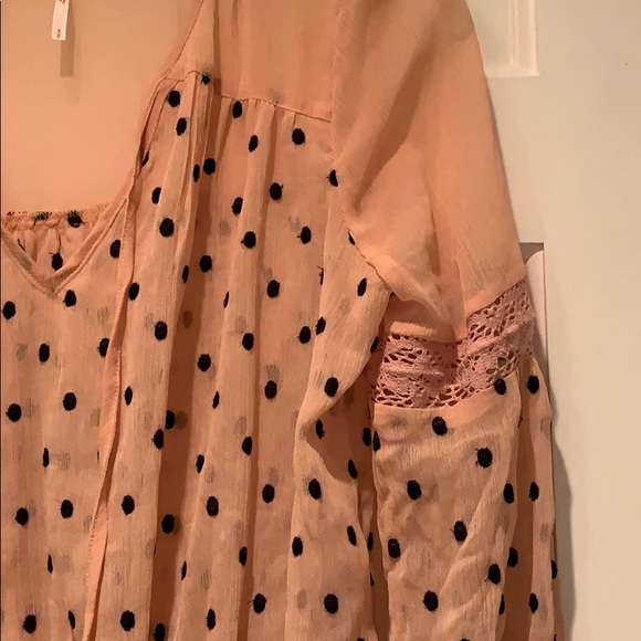 Free People Blush polka dot blouse! - Picture 3 of 3